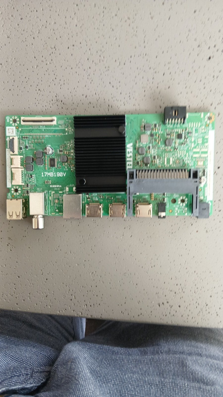Vestel 17MB190V Main Board voor TV, Ophalen of Verzenden, Nieuw