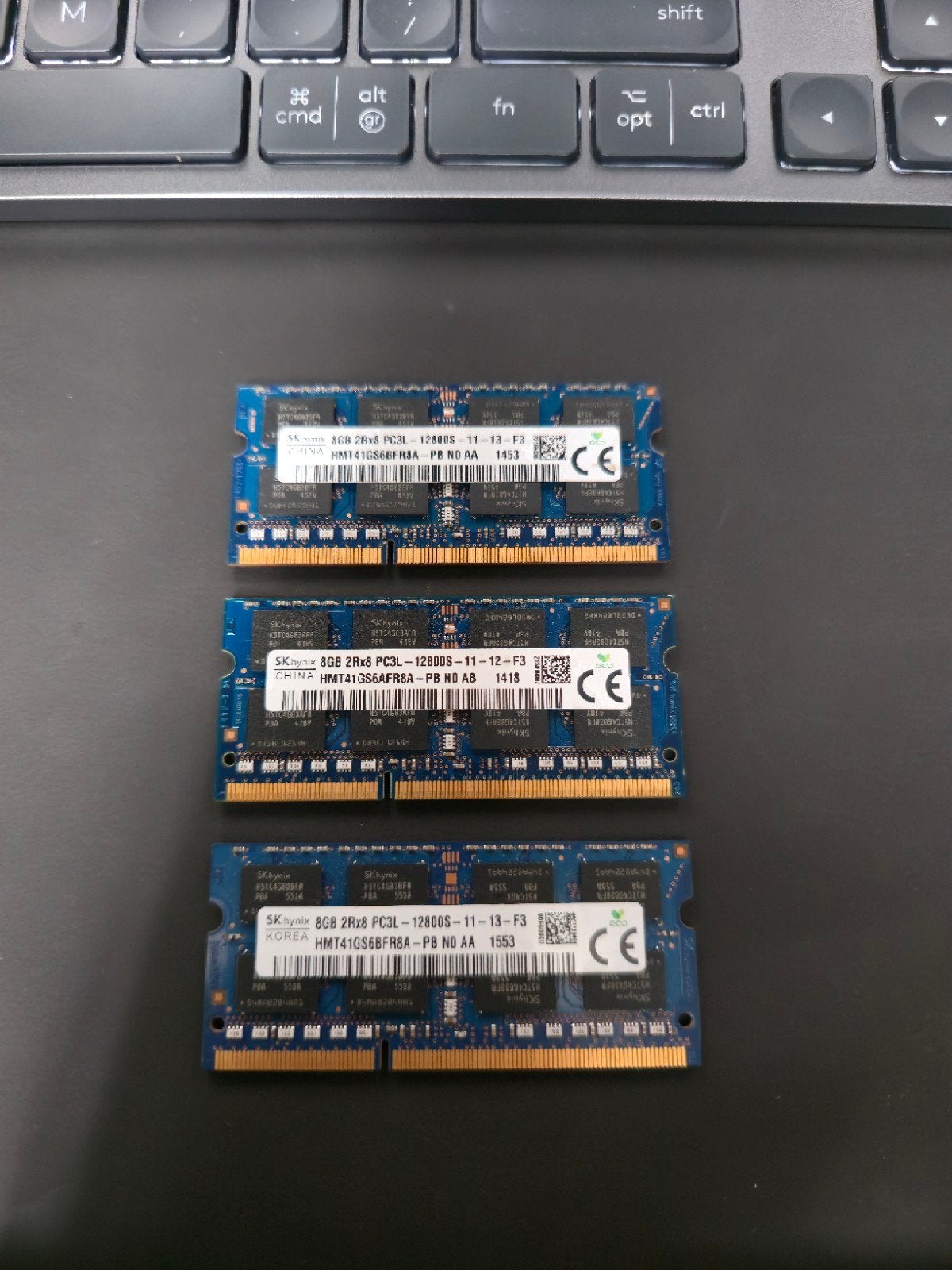 3x 8GB DDR3 SO-DIMM SK Hynix RAM voor Laptop, Computers en Software, RAM geheugen, Ophalen, 8 GB, DDR3, Zo goed als nieuw