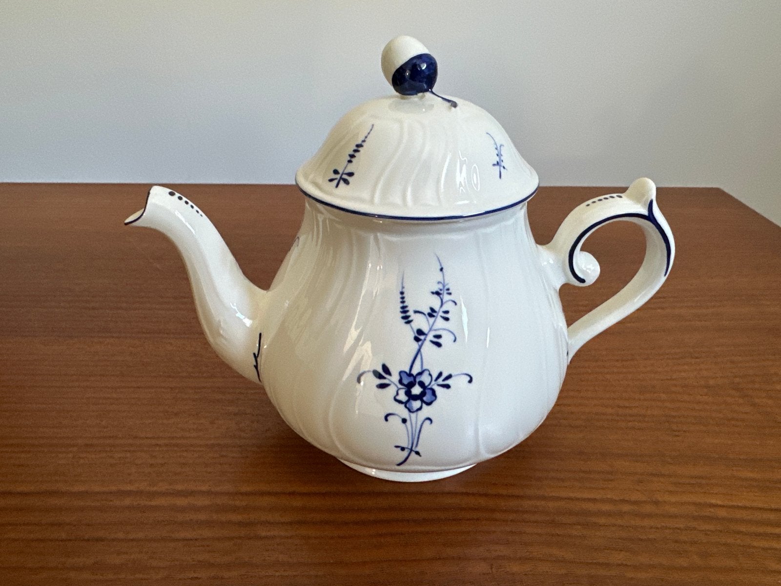 Villeroy & Boch Vieux Luxembourg Theepot, Ophalen