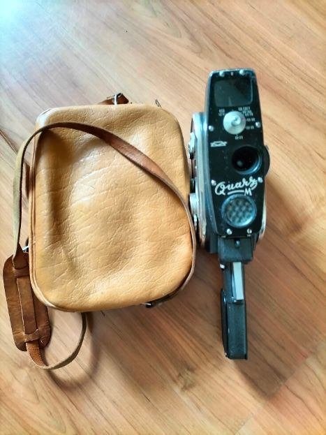 Oude filmcamera Quartz M rusland 1960 helemaal compleet, Audio, Tv en Foto, Ophalen, 8mm