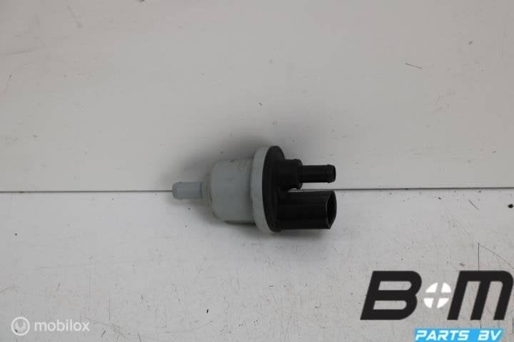 Magneetklep in onderdruksysteem VW Caddy 2k3 2016 06D133517B, Gebruikt