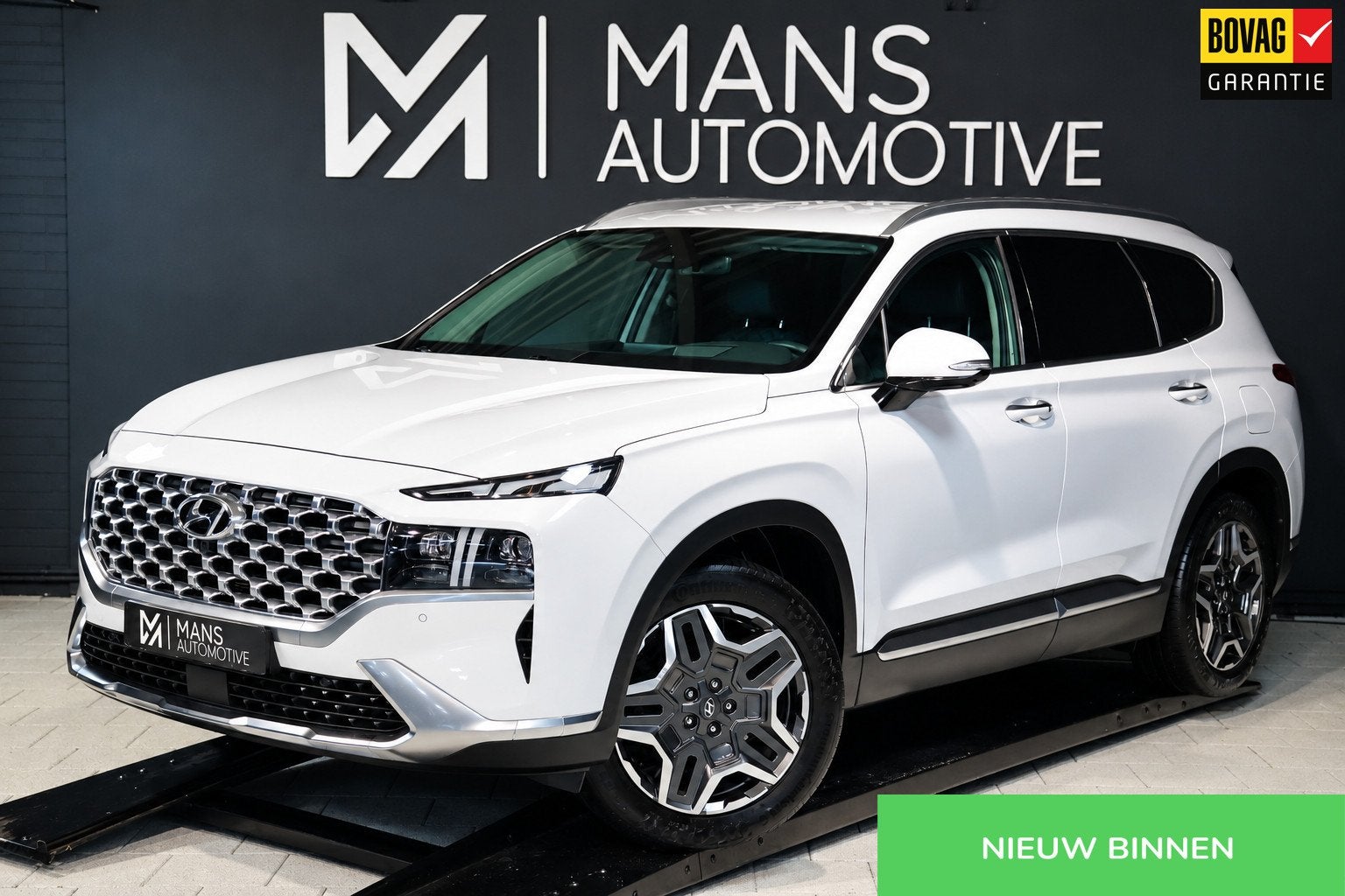 Hyundai Santa Fe 1.6 T-GDI PHEV Premium Plus Sky 7p / HUD /, Auto's, Santa Fe, Gebruikt, Zwart, 4 cilinders