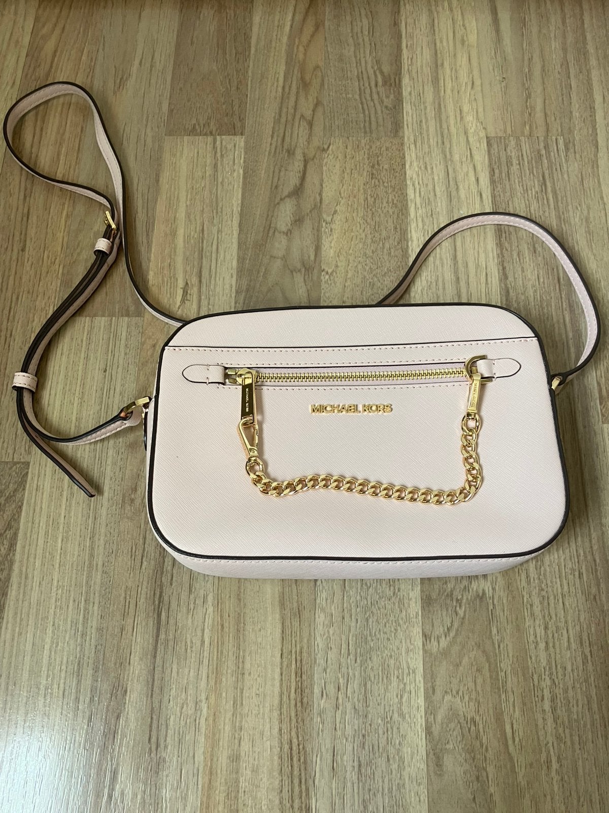 Nieuwe originele Michael Kors crossbody tas lichtroze, Sieraden, Tassen en Uiterlijk, Tassen | Damestassen, Nieuw, Schoudertasje