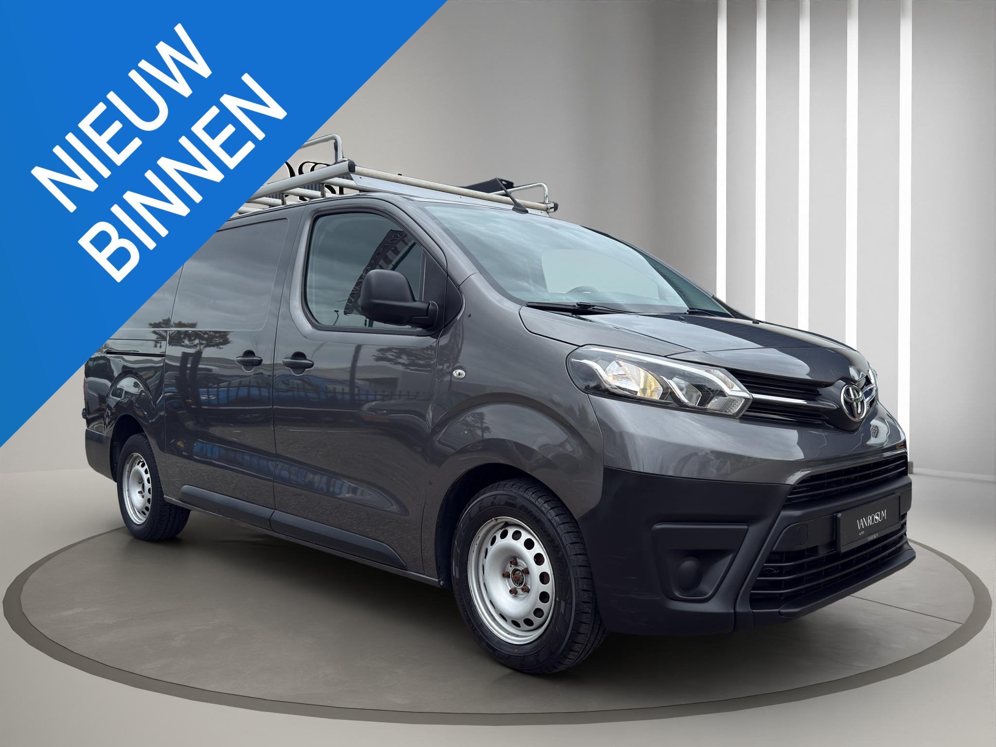 Toyota PROACE Worker 2.0 D-4D Cool Comfort Long 3-zits | L+R, Auto's, Voorwielaandrijving, Stof, Gebruikt, Euro 6