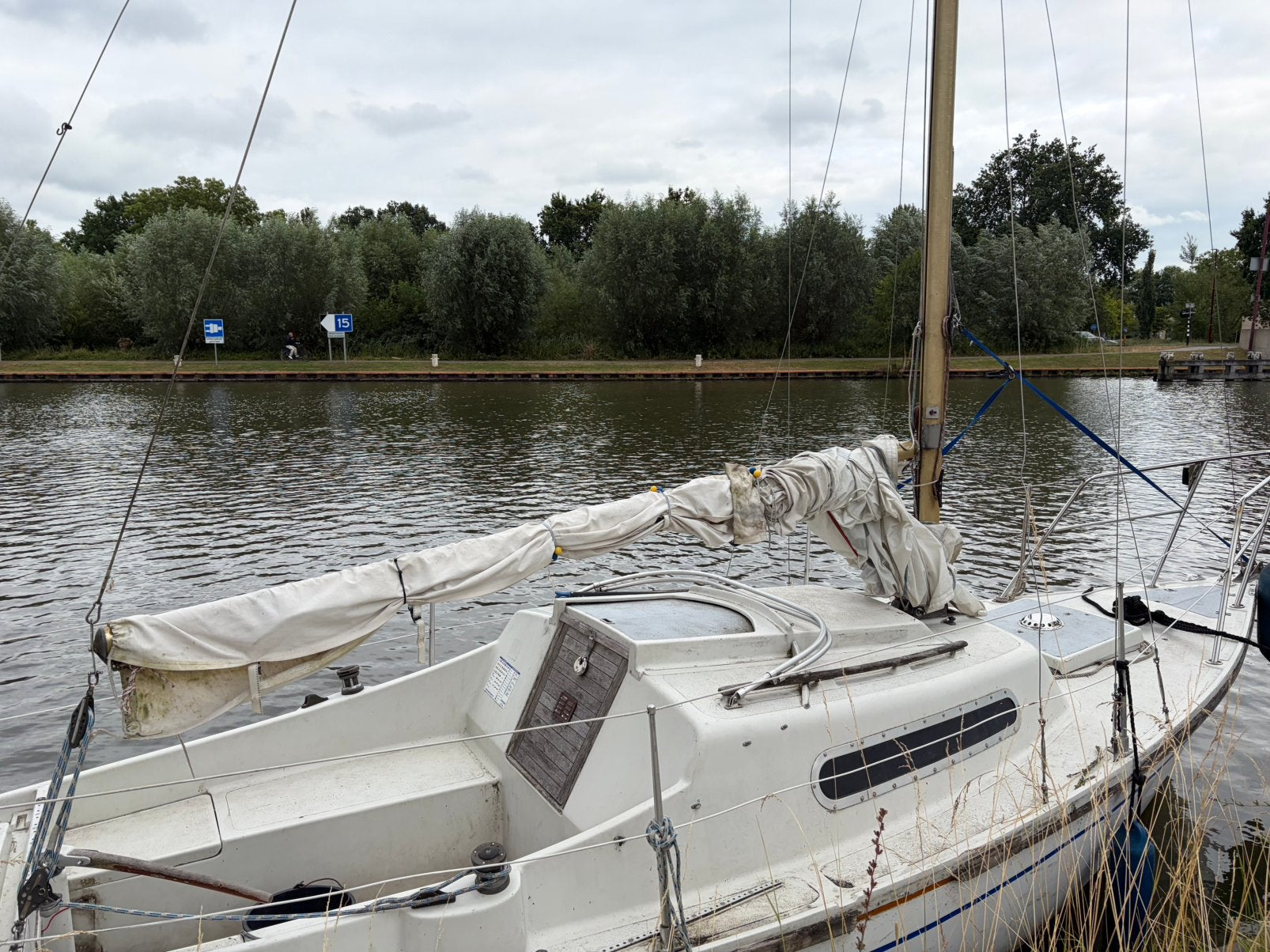 Gratis ophalen kajuit zeilboot prijs erbij, Ophalen of Verzenden, Zo goed als nieuw, Minder dan 15 m²