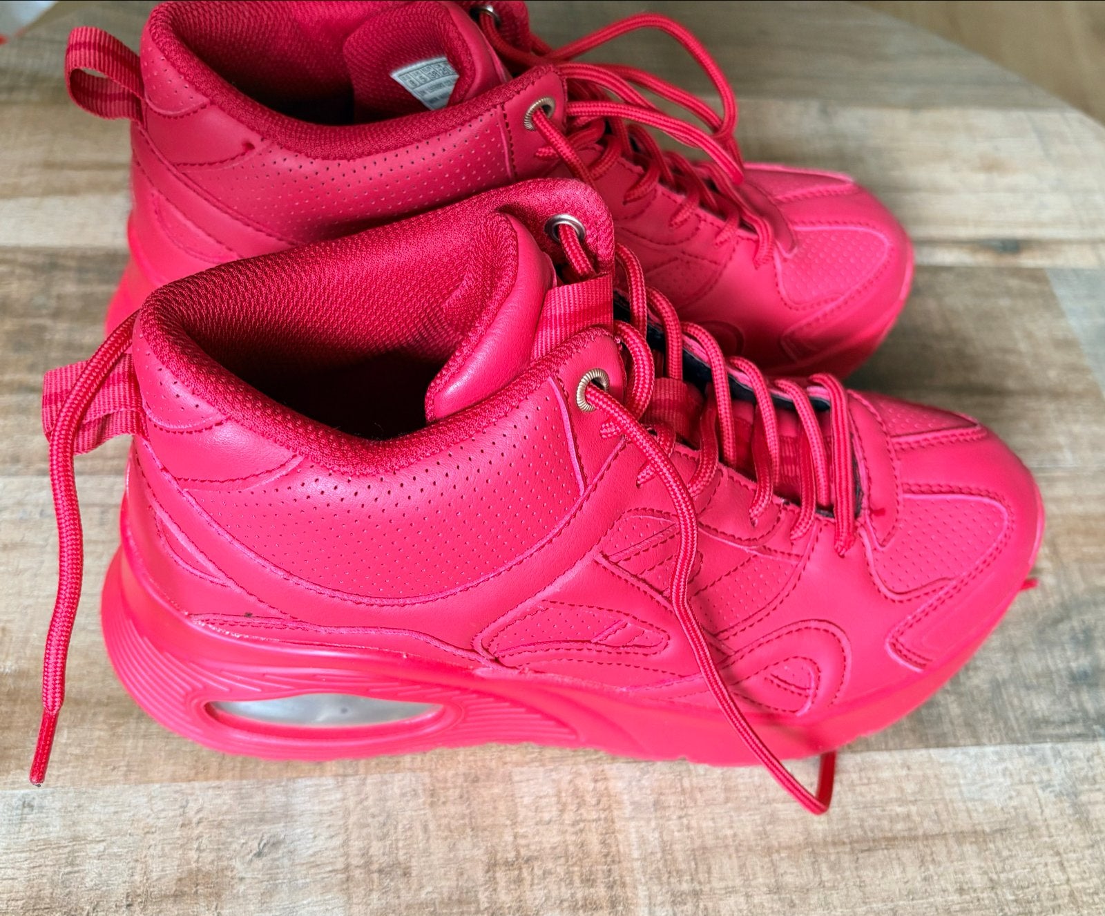 Diverse damesschoenen, sneakers & sandalen - bijna nieuw, Ophalen of Verzenden, Zo goed als nieuw, Rood, Sneakers of Gympen
