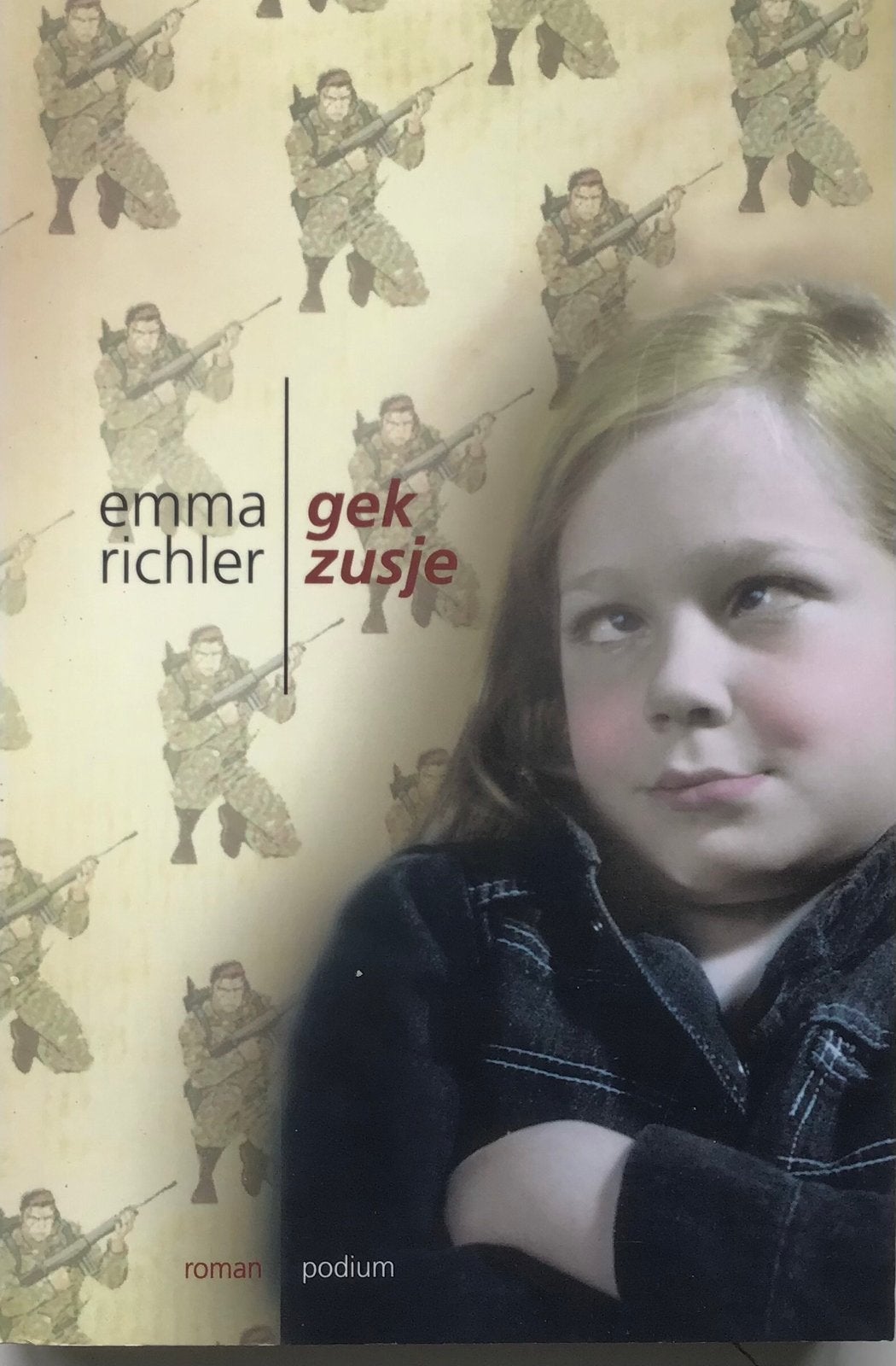 Gek Zusje - Emma Richler (Roman), Ophalen of Verzenden, Gelezen, Europa overig