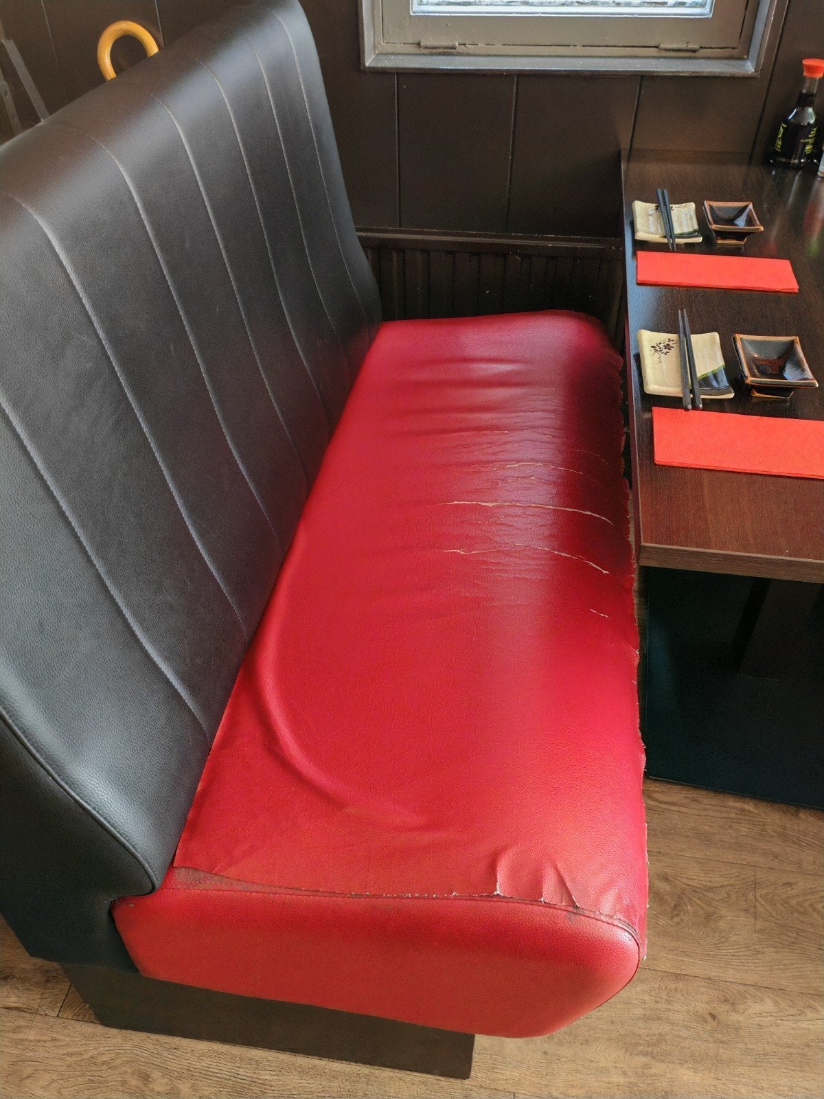 Gebruikte bank - H. 100cm D. 65cm B. 120cm, Huis en Inrichting, Gebruikt, Minder dan 75 cm, Tweepersoons, Leer