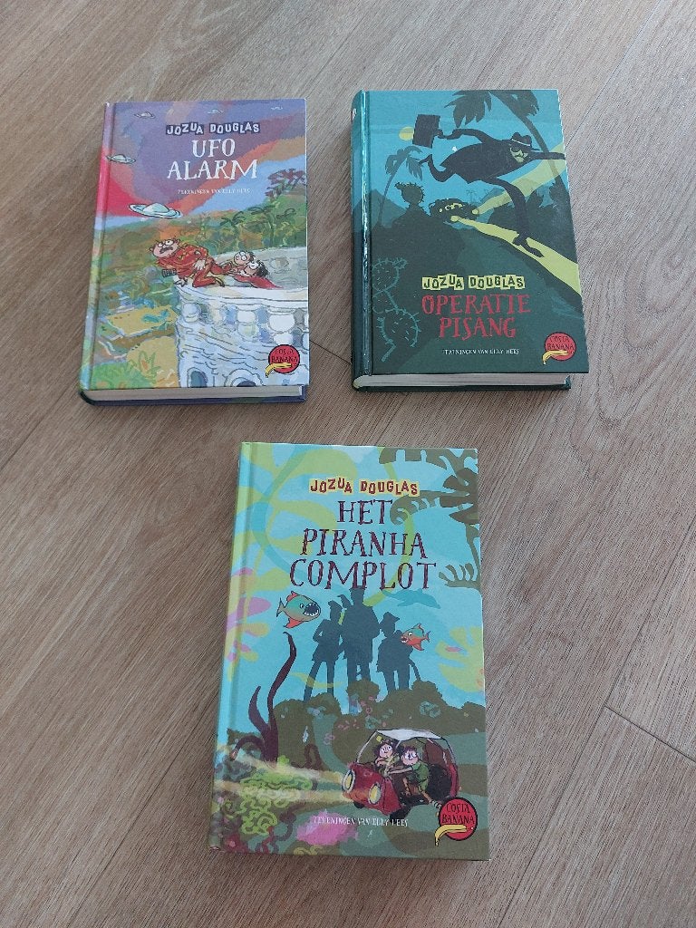 Boeken Ufo Alarm, operatie Pisang en Het Piranha complot, Ophalen, Zo goed als nieuw, Jozua Douglas, Fictie