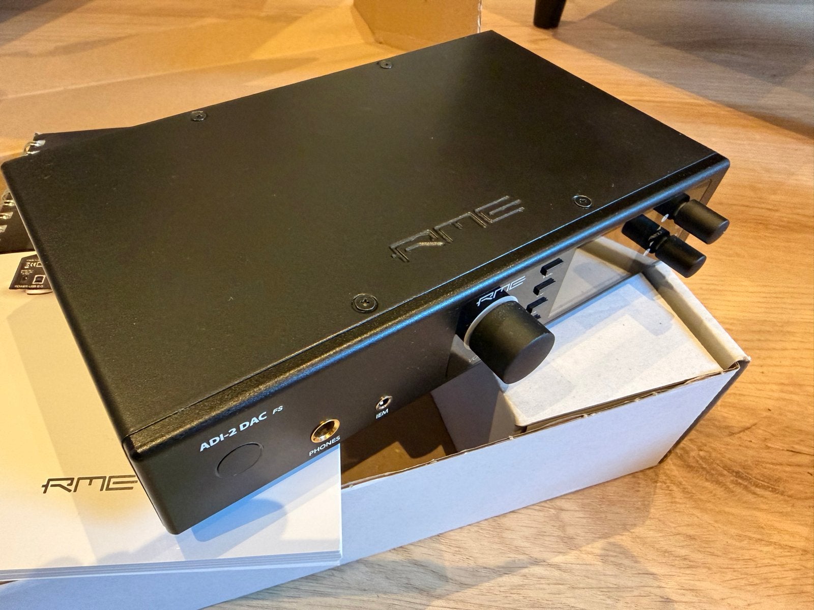 RME ADI-2 DAC FS - High-End DA-Converter - BTW factuur, Ophalen of Verzenden, Nieuw, Audio