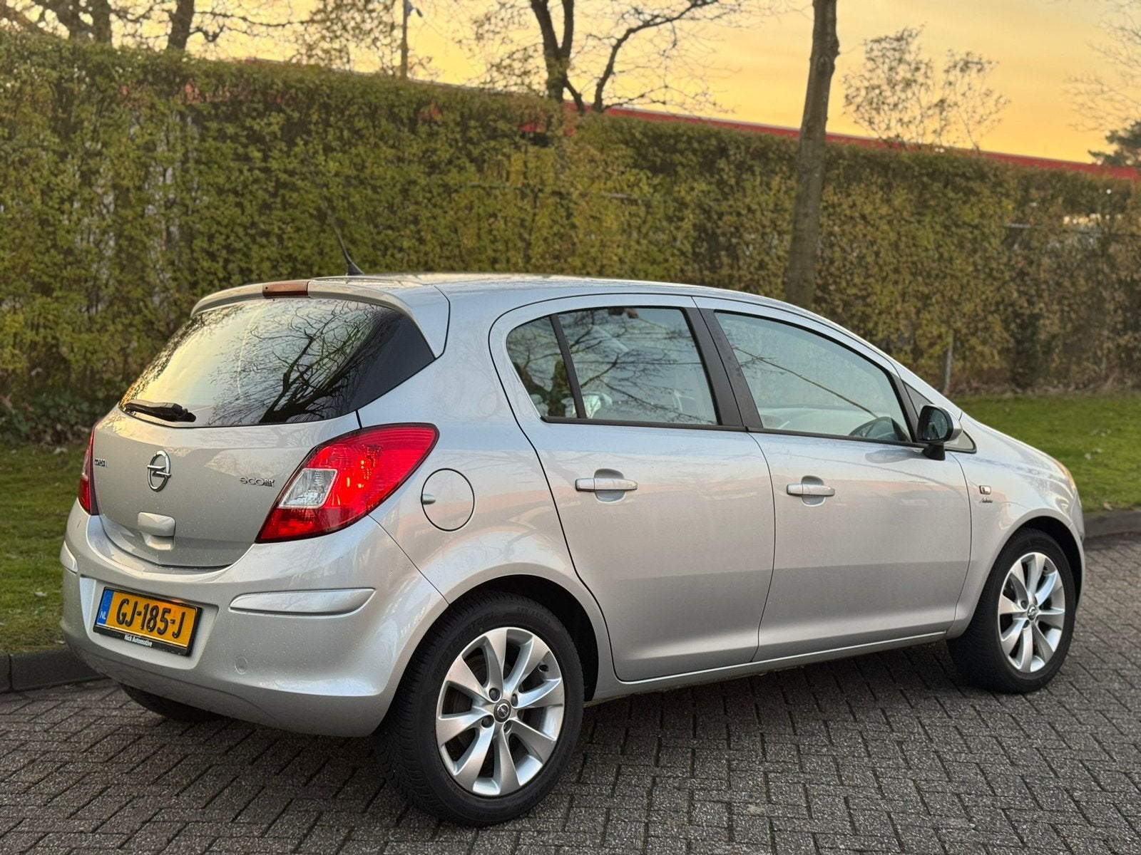 Opel Corsa 1.2 Ecoflex 5D 2013 Grijs, Auto's, Opel, 1063 kg, 4 cilinders, 1229 cc, 49 €/maand