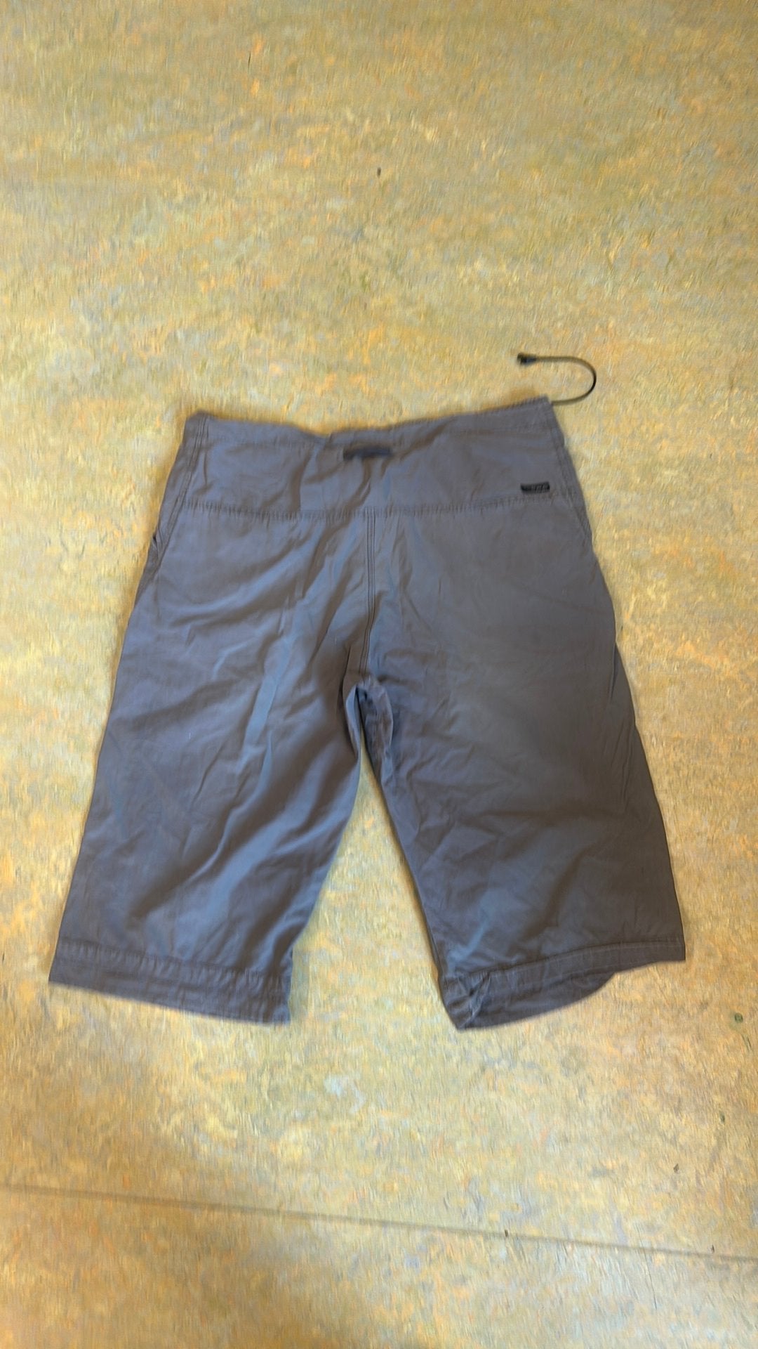 Grijze short met touwtjes, Ophalen, Gedragen, Maat 56/58 (XL), Grijs