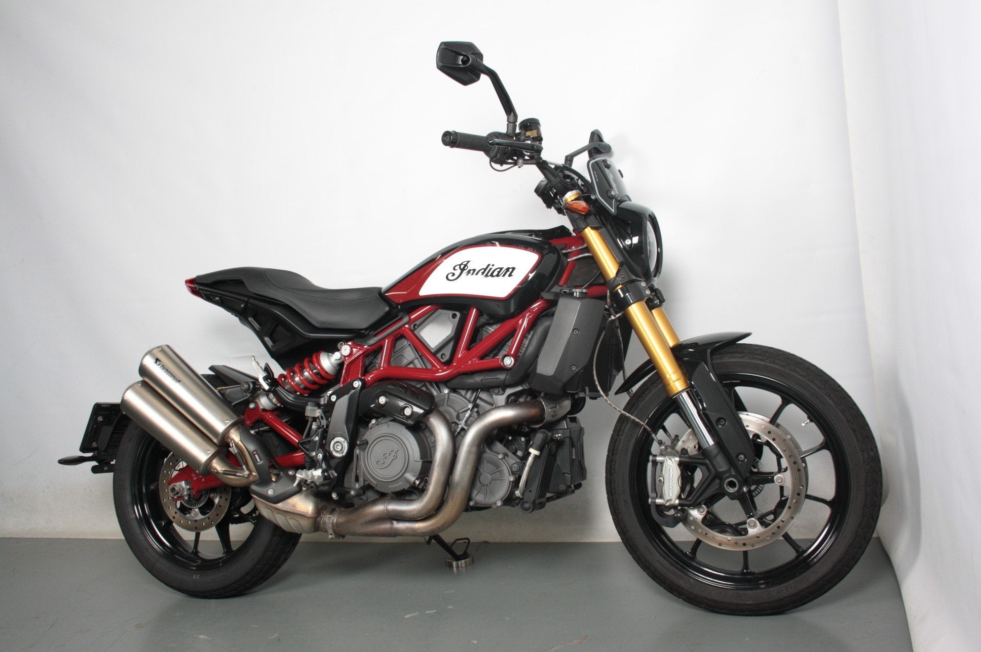 Indian FTR 1200 S RACE REPLICA (bj 2019), Bedrijf, Info@dejongalphen.nl, Meer dan 35 kW, De Jong Alphen BV