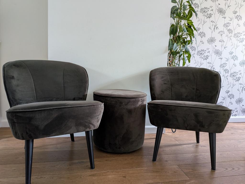 2 fauteuils met poef | Sara Woood | Velvet warm groen, Huis en Inrichting, Fauteuils, Ophalen, Minder dan 75 cm, Zo goed als nieuw