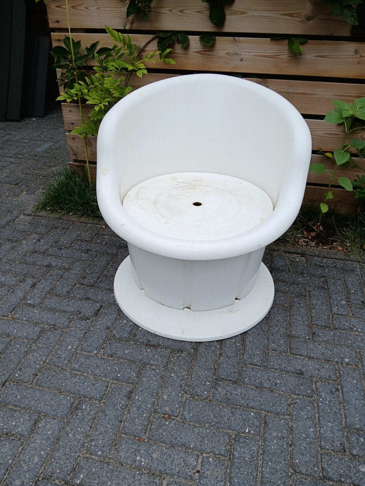 Witte kuip stoel terras GRATIS, Tuin en Terras, Tuinstoelen, Ophalen, Gebruikt, Kunststof