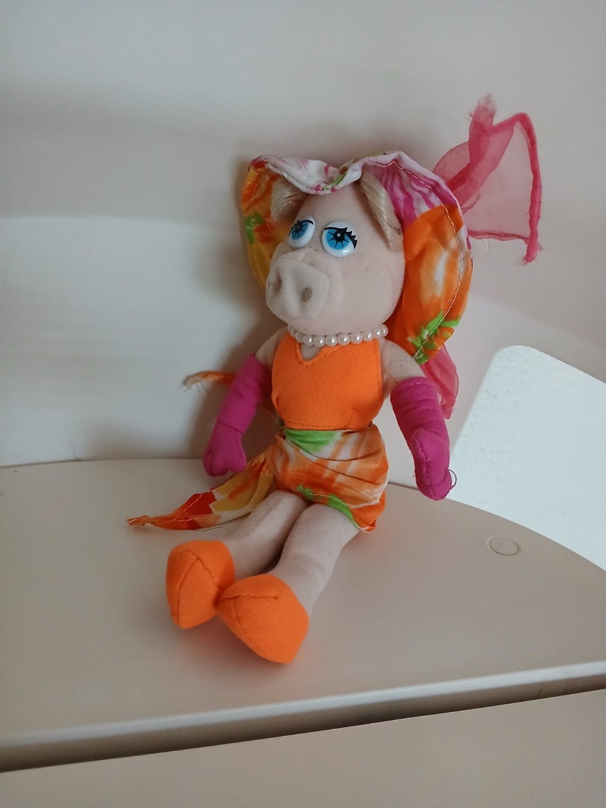 Vintage De Muppets Miss Piggy Pop Nanco Strand/Tropical., Ophalen of Verzenden, Gebruikt, Overige typen, Met kleding of accessoire