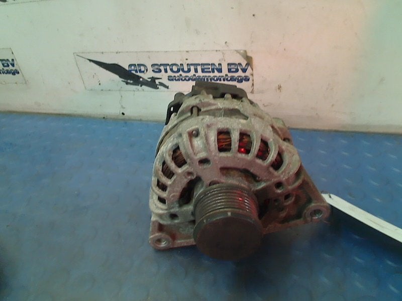 Dynamo Iveco New Daily IV (2007-07/2011-08) 504385138, Auto-onderdelen, Gebruikt, Overige automerken, Iveco Magirus AG, Info@iveco-sw.de