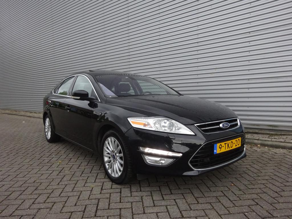 Ford Mondeo 1.6 EcoBoost Platinum Navi / Trekhaak / Led / Lm, Voorwielaandrijving, Gebruikt, 4 cilinders, Mondeo