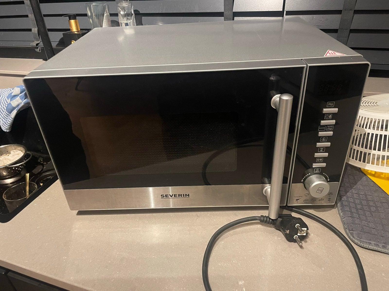 Severin Combimagnetron - Zo goed als nieuw, Witgoed en Apparatuur, Combimagnetron, Grill, Ophalen of Verzenden, Zo goed als nieuw