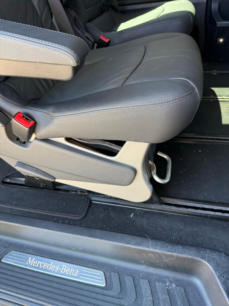 Mercedes V-klasse stoel leder, Ophalen, Gebruikt, Mercedes-Benz