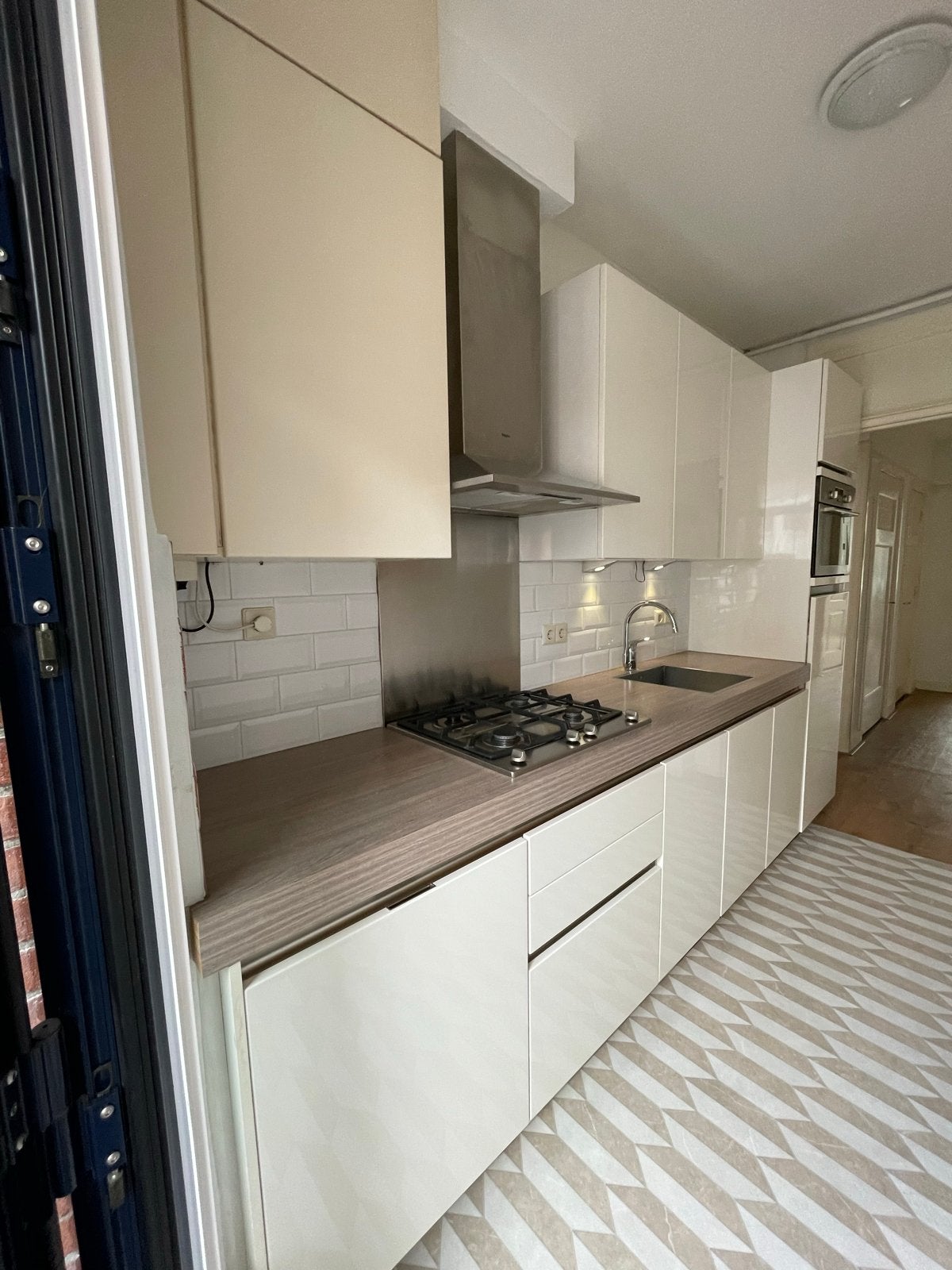 Complete keuken met oven, vaatwasser, koelkast en kookplaat, Ophalen, Gebruikt, Wit, Enkelwandige keuken
