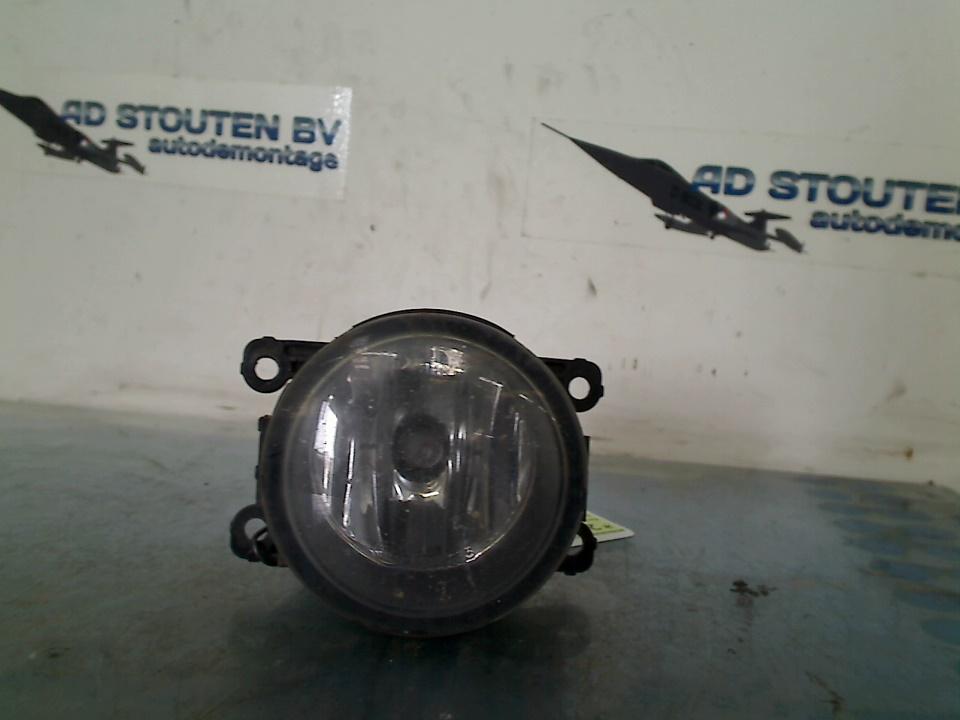 Mistlamp Rechts Voor Renault Twingo II (CN) 2011 8200074008, Gebruikt, Renault Deutschland AG, Dialog.deutschland@renault.de, Peter-Huppertz-Straße 5, Köln 51063, , Duitsland