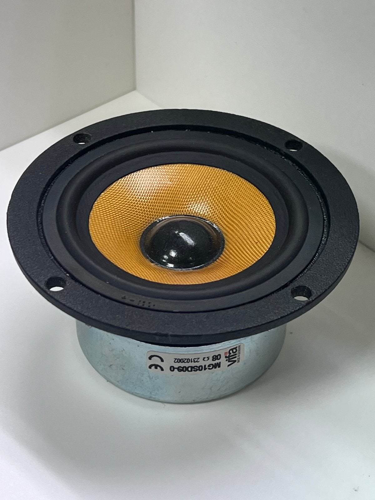 4x Vifa MG10SD09-08 Midrange Speaker 4 inch/ 8 Ohm, Audio, Tv en Foto, Luidsprekers, Overige merken, Gebruikt, 120 tot 150 watt