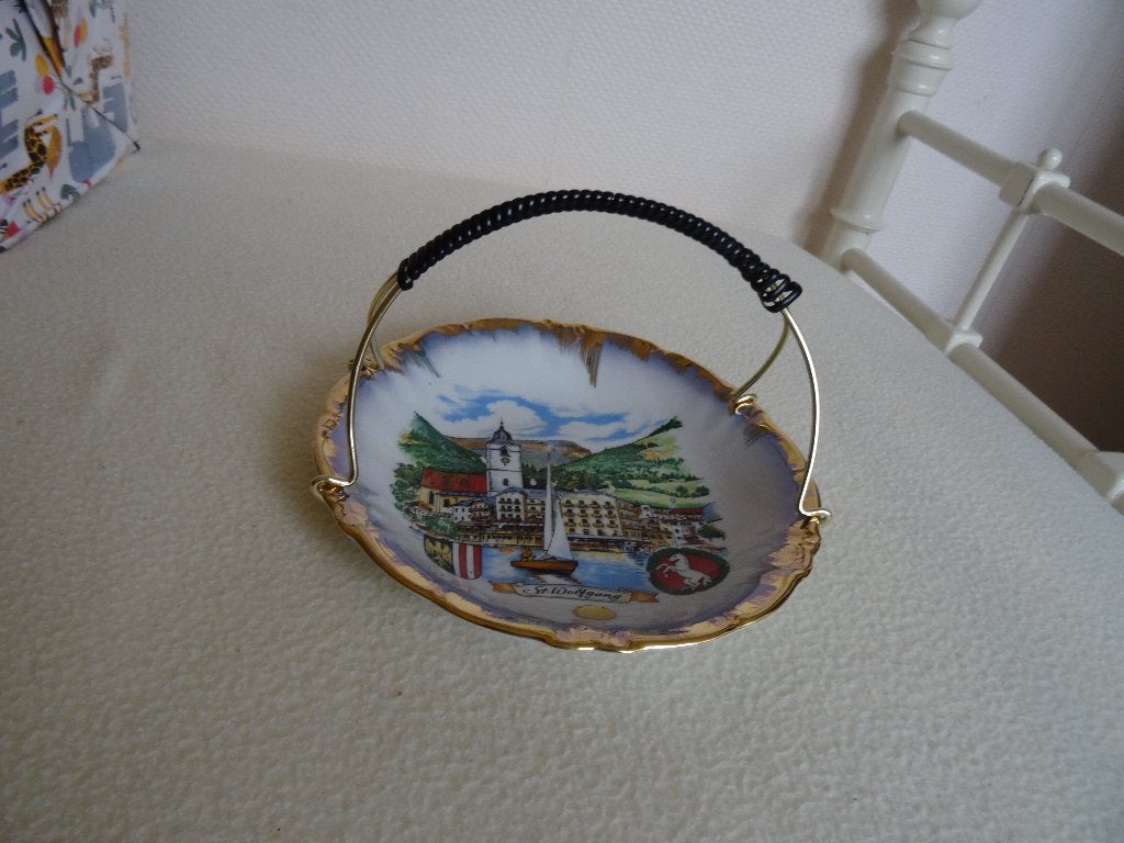 porselein souvenir snoepjesschaaltje St Wolfgang Oostenrijk, Ophalen of Verzenden, Gebruikt, Porselein, Bord of Schaal