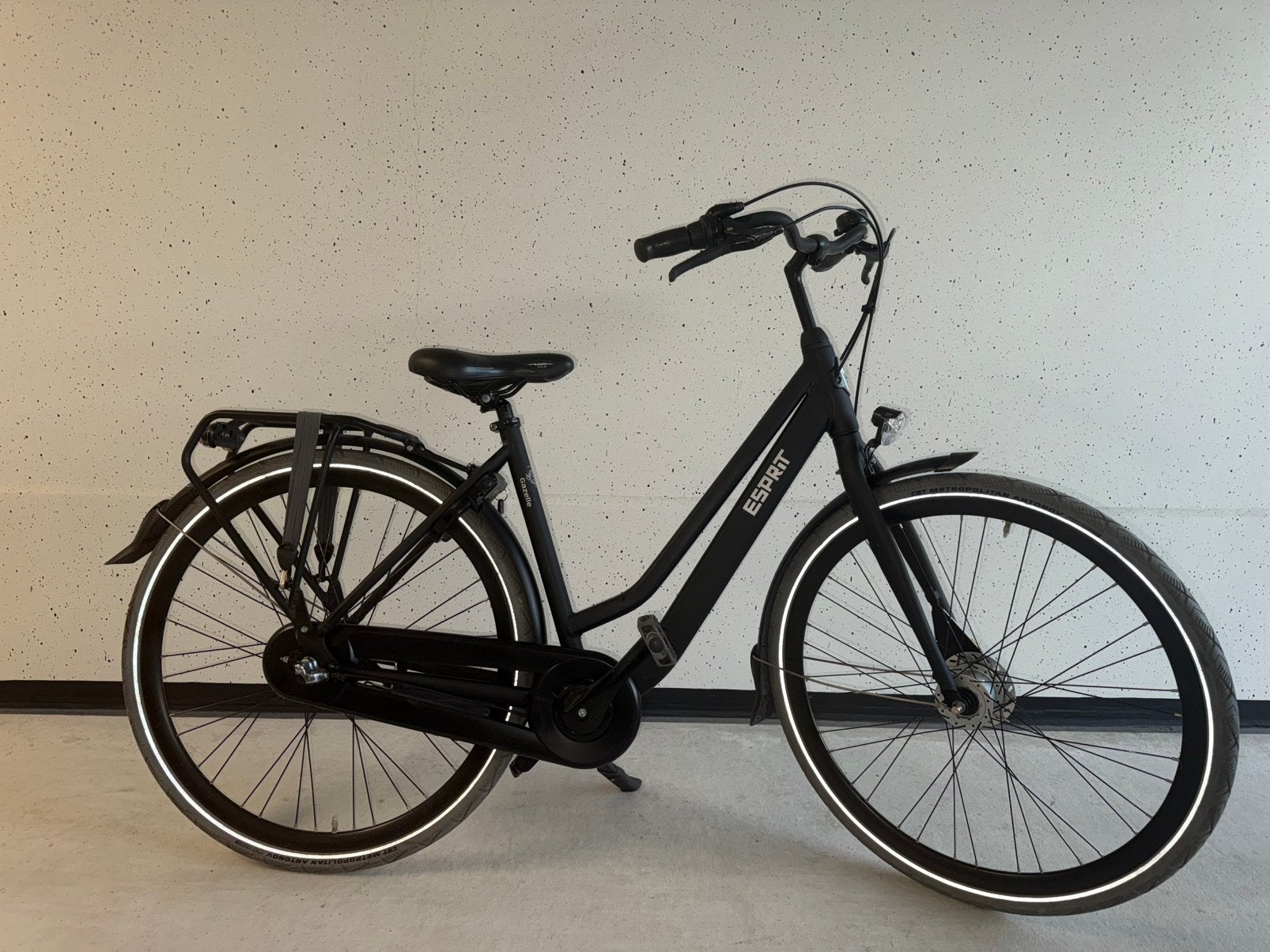 Nette Gazelle Esprit 49 inch met 3 vernsellingen, 47 tot 50 cm, Ophalen, Zo goed als nieuw, Gazelle