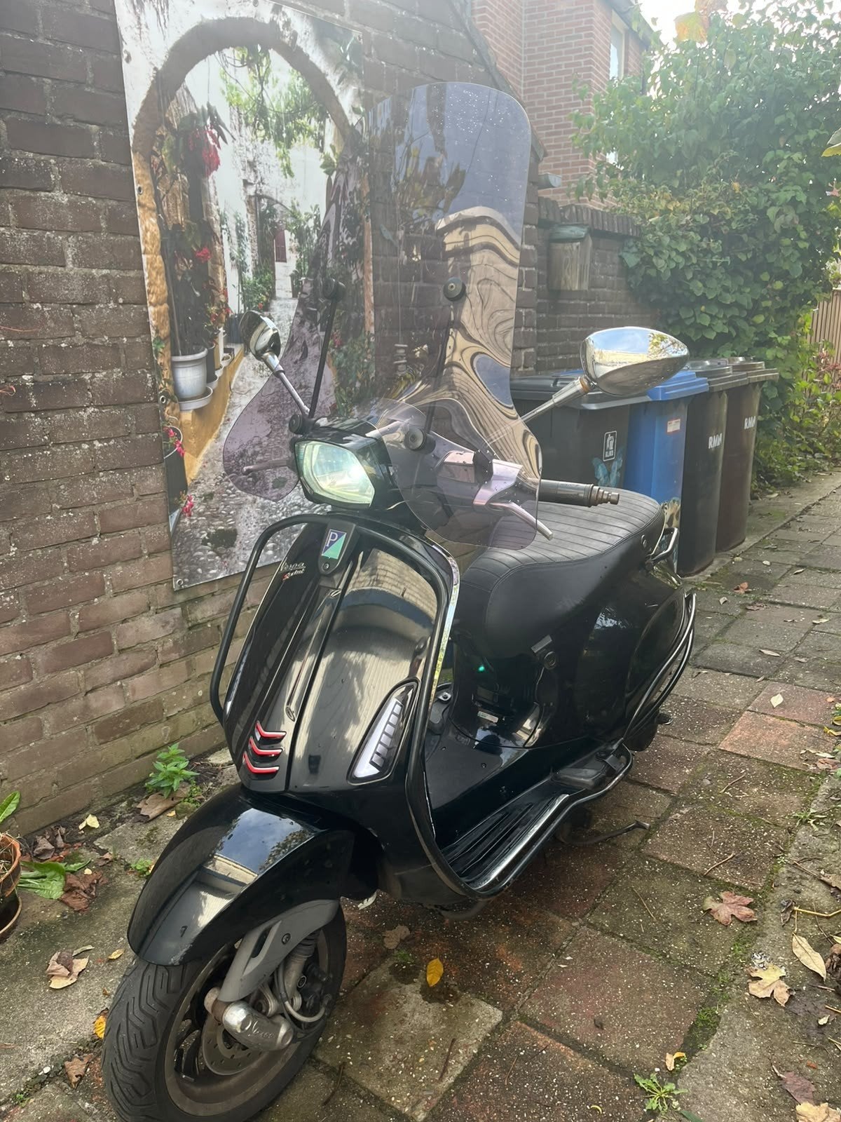 Vespa sprint scooter 2016 19.000 km, Fietsen en Brommers, Ophalen, Gebruikt, Vespa S, Benzine