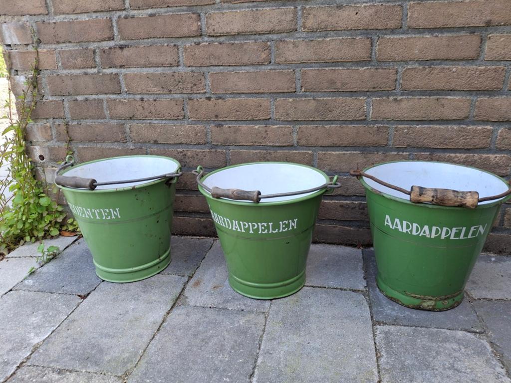 3 brocante emmers/ emaille emmers, Ophalen of Verzenden, Rond, Metaal, Minder dan 30 cm