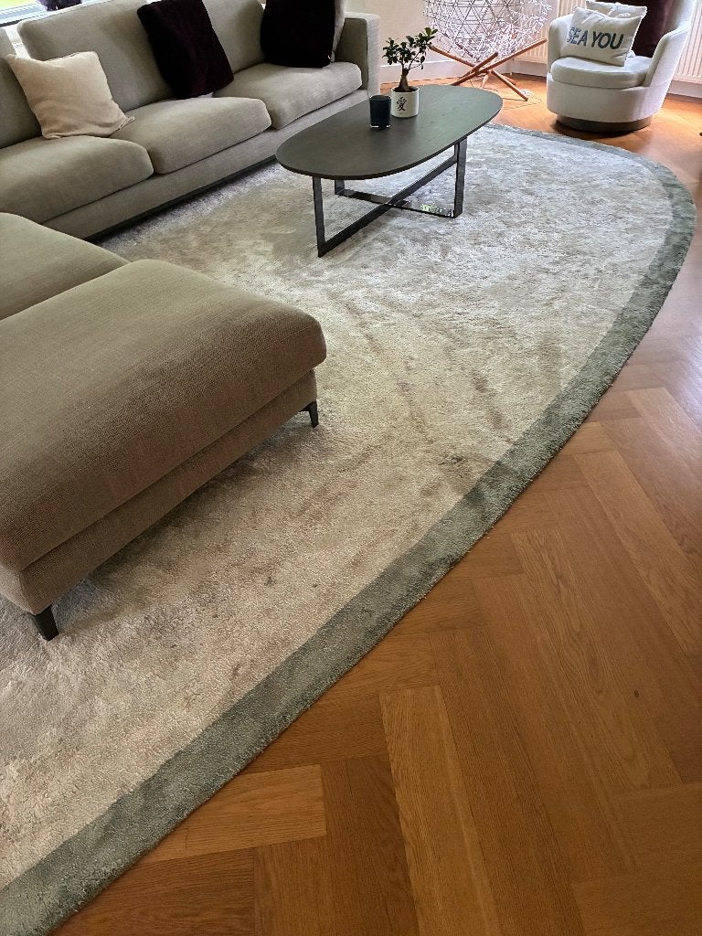 Foto 8 van Prachtig groot design vloerkleed van Minotti