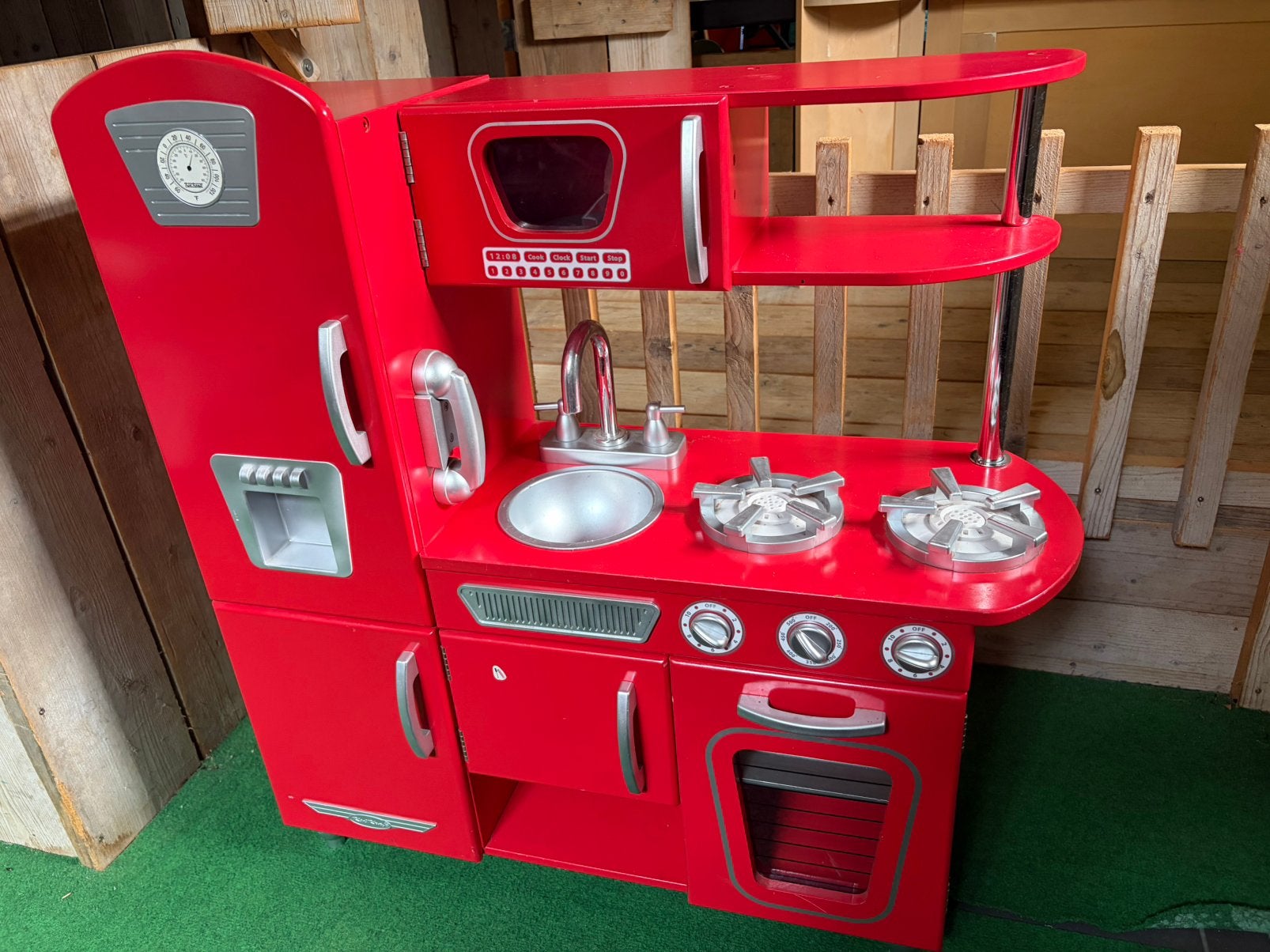 Kinderkeuken rood, Kinderen en Baby's, Speelgoed | Speelkeukens, Ophalen, Zo goed als nieuw, Hout