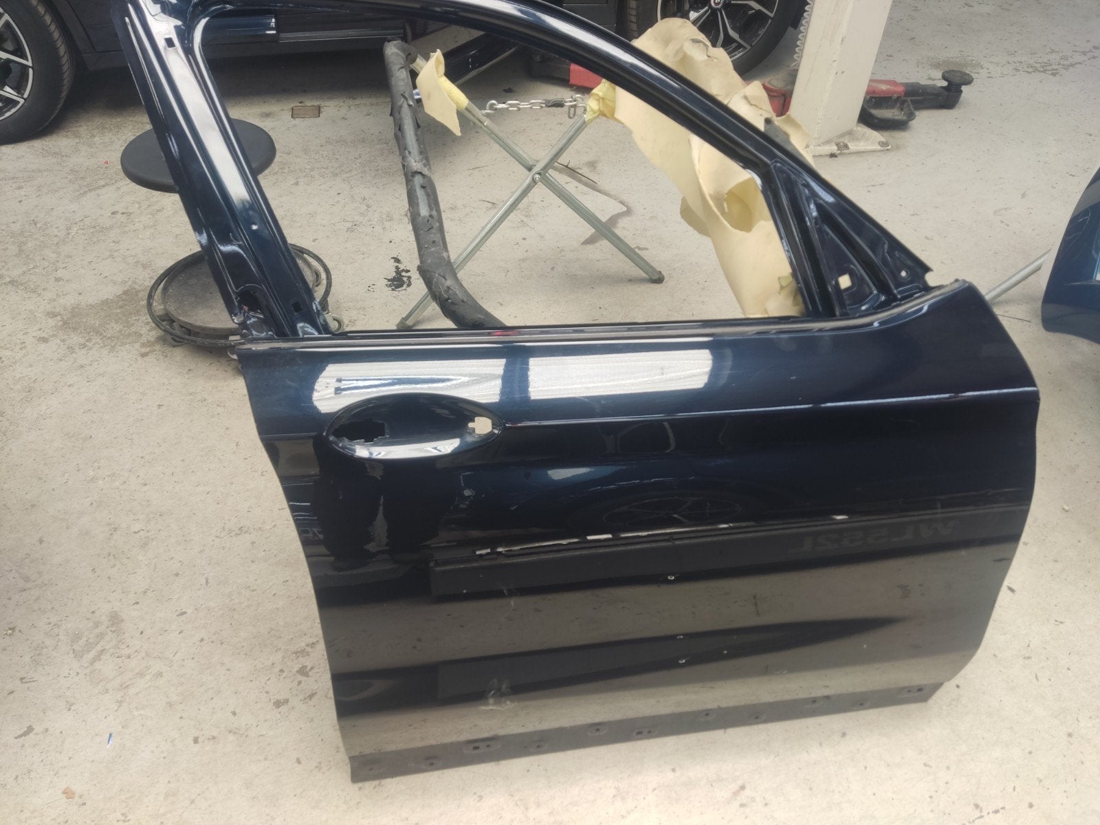 Voorportier BMW X3 XDrive 30E 2023, Ophalen, Gebruikt, BMW, Voor
