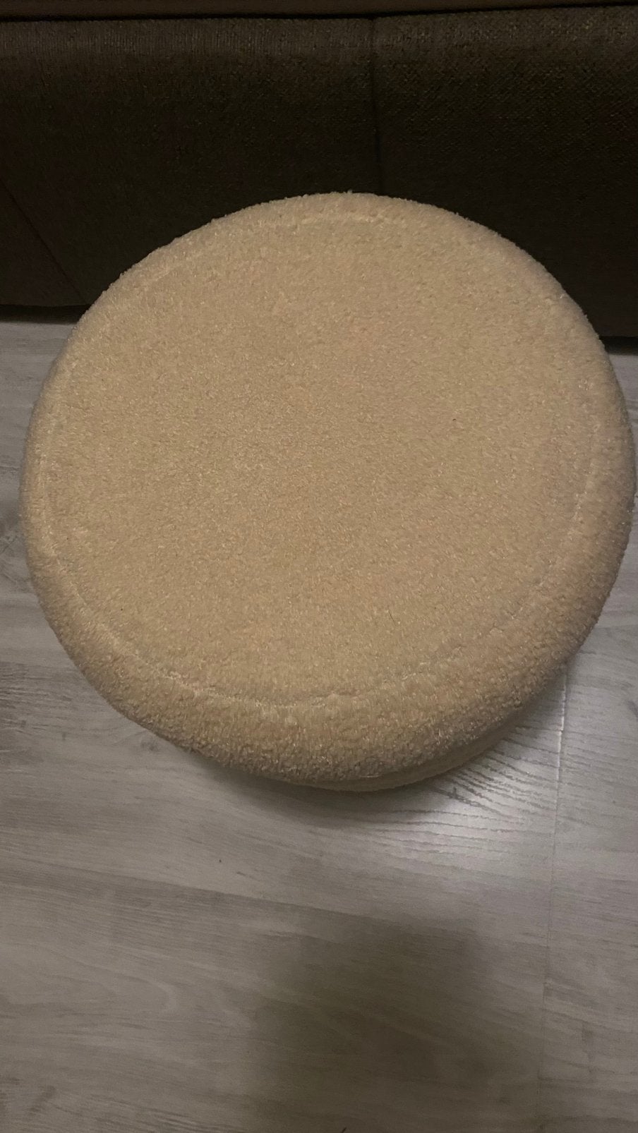 Beige poefje, Ophalen, Rond, Nieuw, Minder dan 50 cm