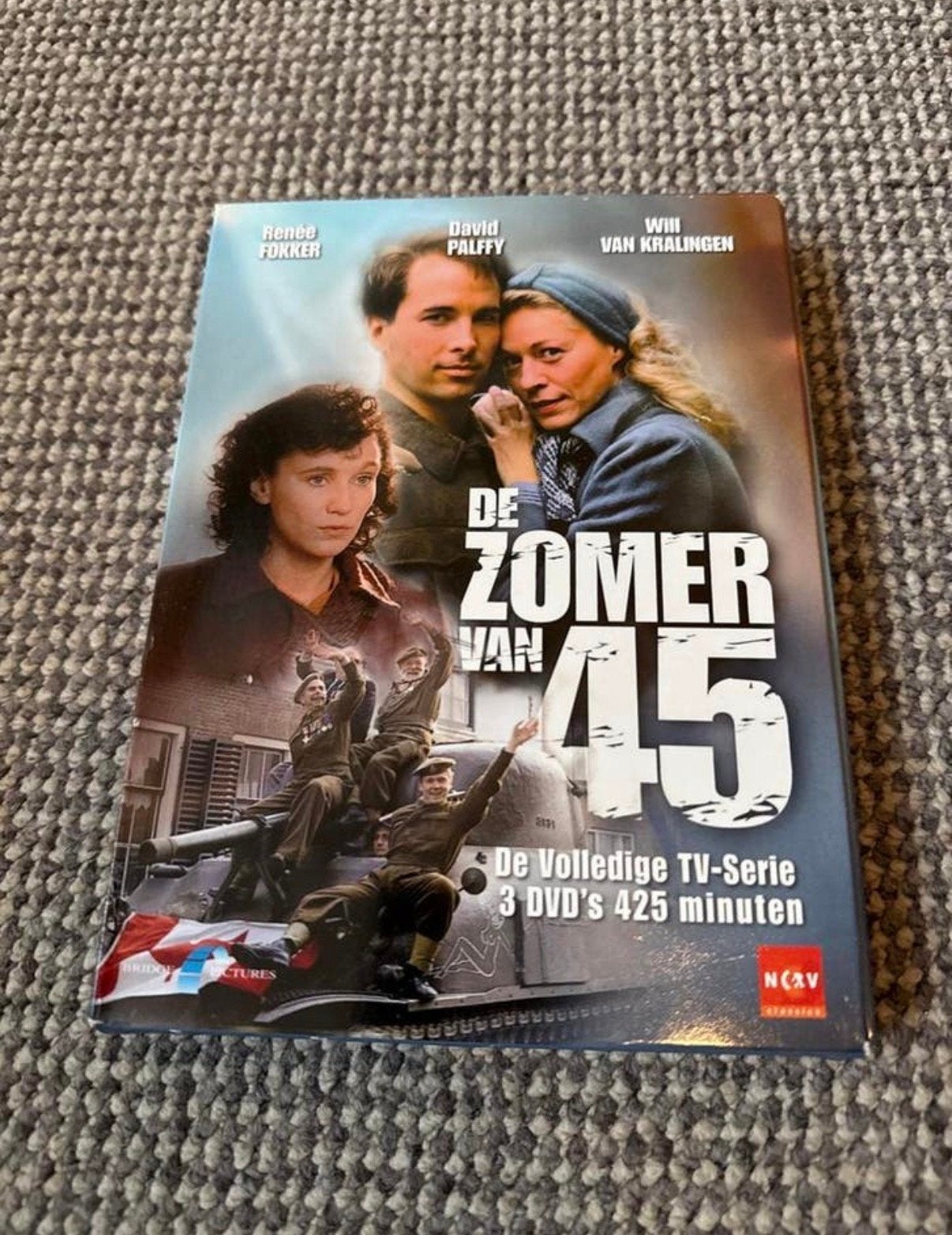 De Zomer van '45 - Complete TV-Serie (3 DVD's), Cd's en Dvd's, Dvd's | Tv en Series, Drama, Zo goed als nieuw, Vanaf 12 jaar, Complete serie