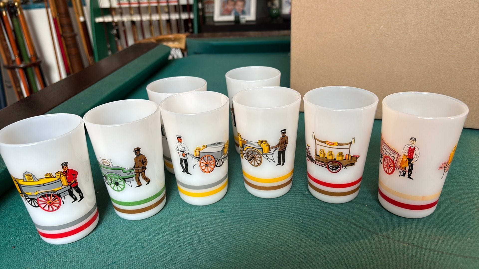 Set van 6 vintage opalinglas bekers + 2 dubbel, Antiek en Kunst, Ophalen of Verzenden