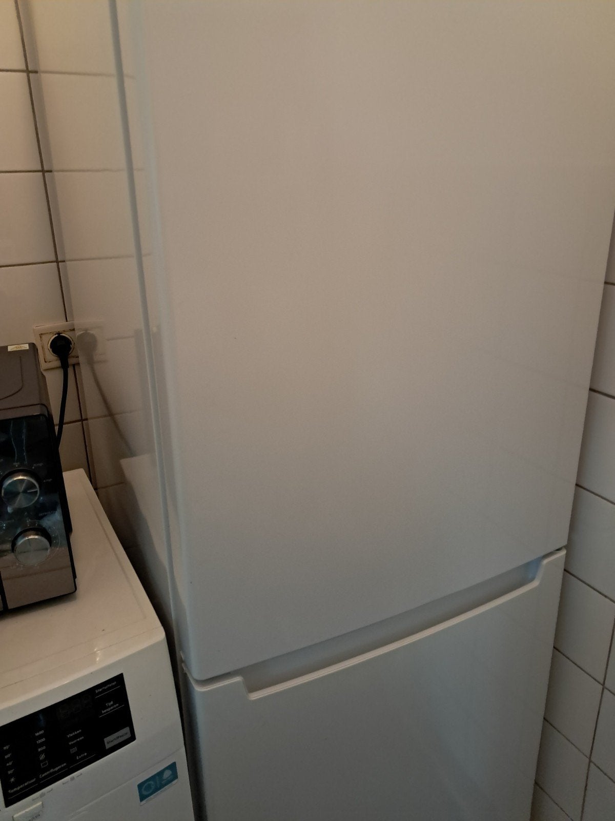 witgoed koelkast bosch 150 afzuigkap 50 inductie 50, 200 liter of meer, Ophalen of Verzenden, 160 cm of meer