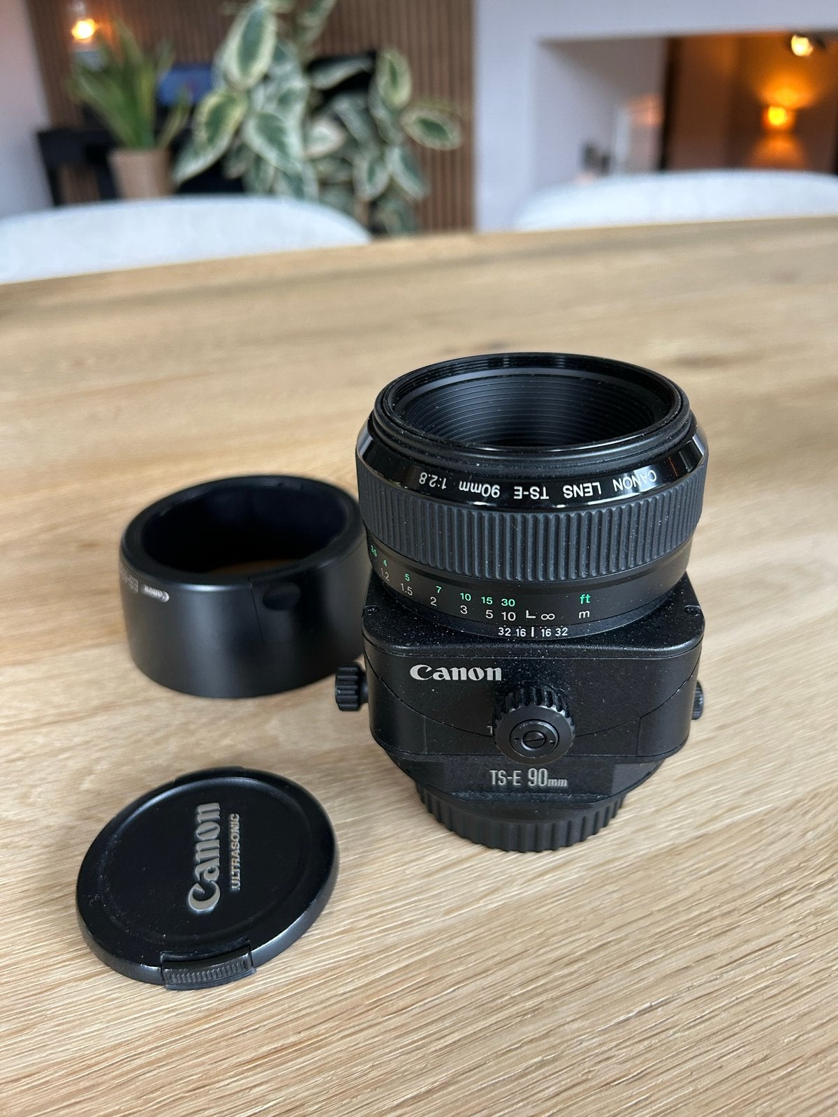 Canon TS-E 90mm f/2.8 Tilt-Shift Lens, Audio, Tv en Foto, Fotografie | Lenzen en Objectieven, Ophalen of Verzenden, Zo goed als nieuw