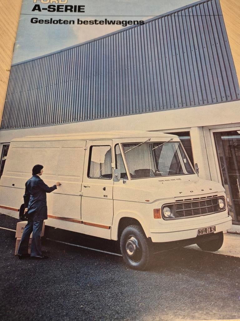 1970 Nederlands Ford A grote bestelbus folder dubbellucht, Ophalen of Verzenden, Zo goed als nieuw, Ford