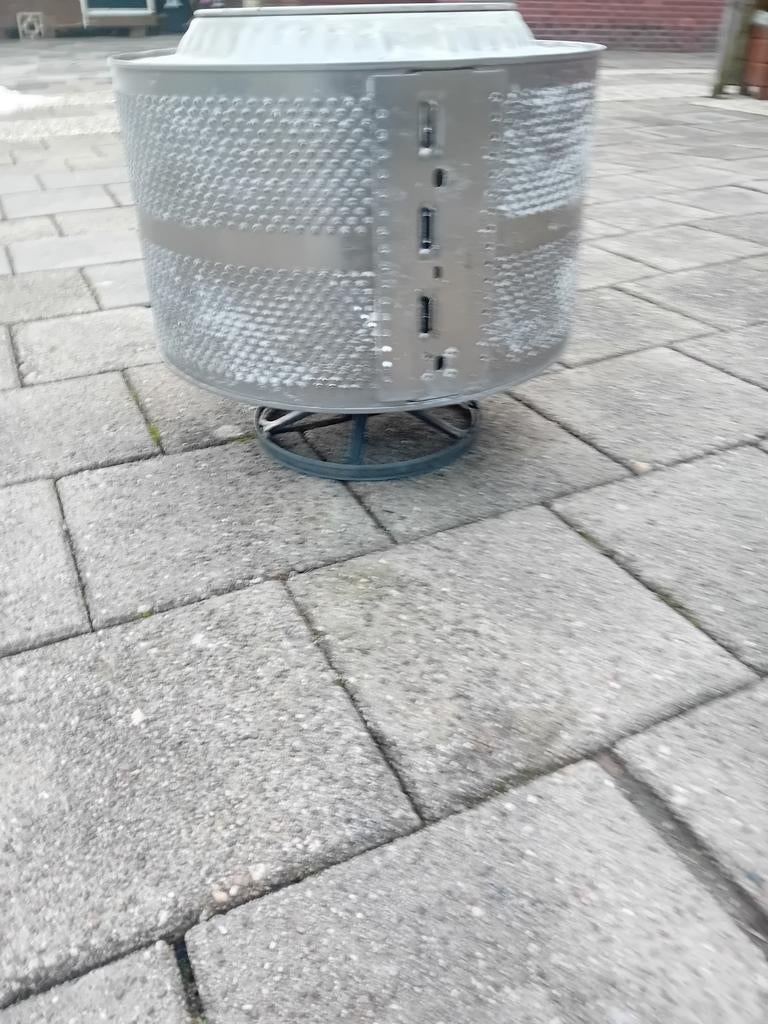 Aangeboden een vuurkorf, Ophalen