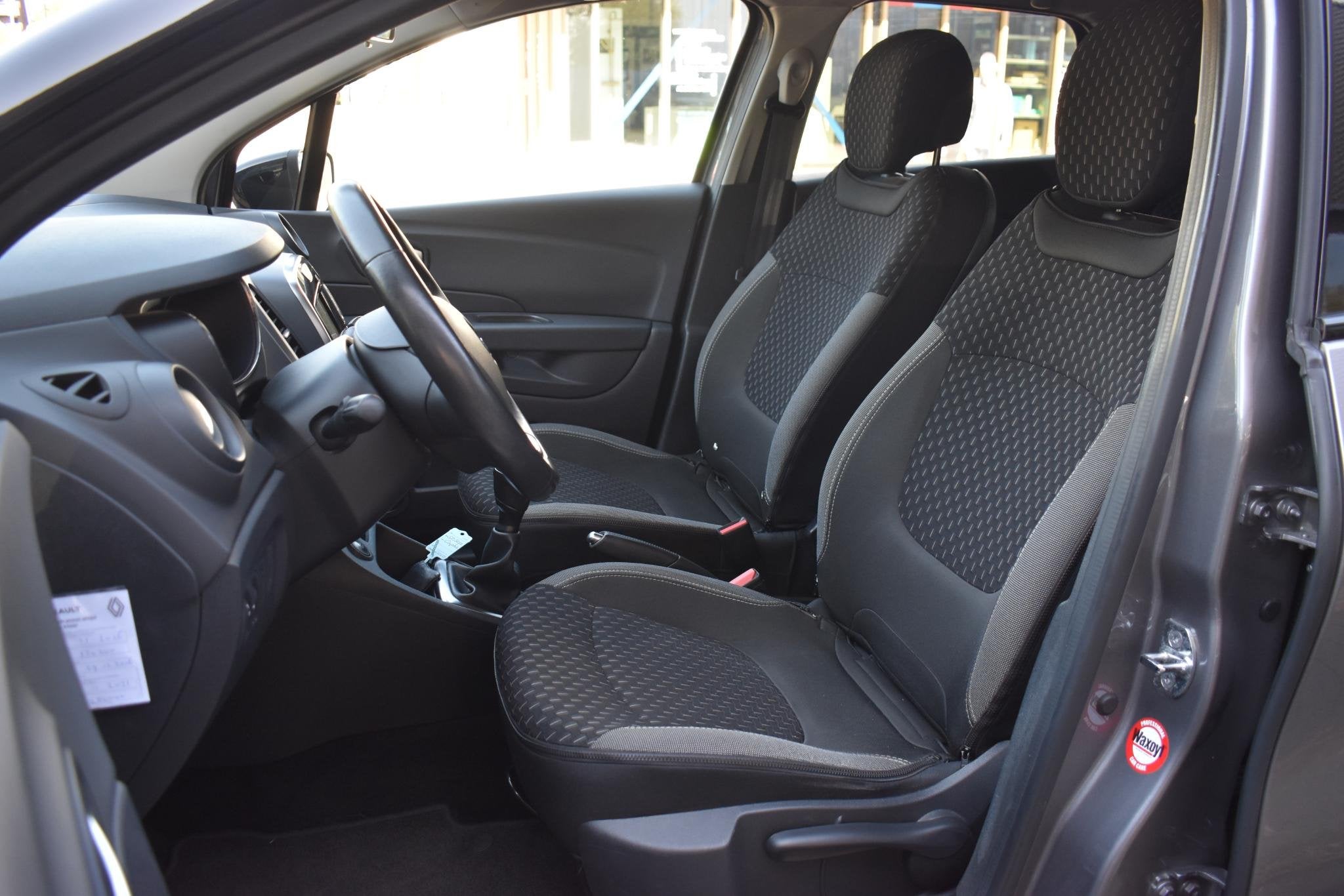 Foto 11 van Renault Captur TCe Intens | DEALER ONDERH. | TREKHAAK | CAME