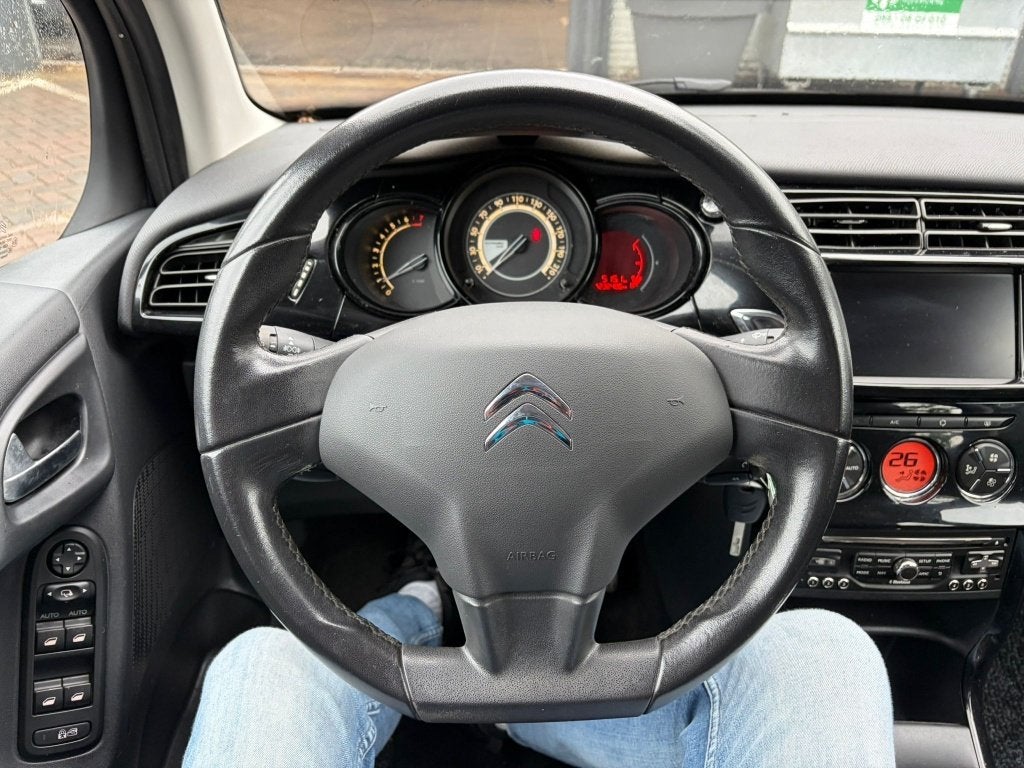 Foto 9 van Citroën C3 1.2 VTI 60KW/82PK 2014 ZO INGERUILD ZO WEG PRIJS