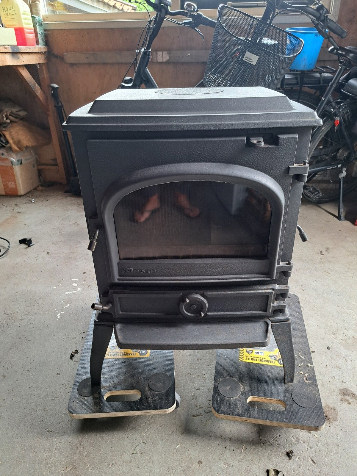 Dovre Houtkachel - Klassiek en Robuust, Ophalen, Gebruikt, Houtkachel, Vrijstaand