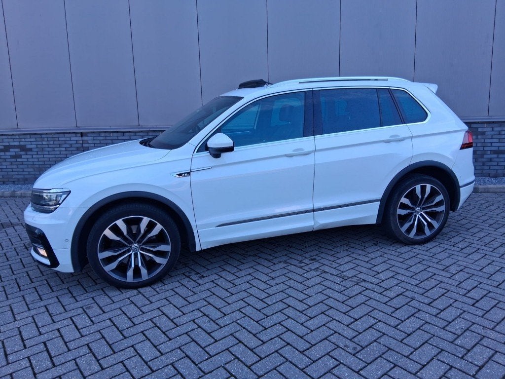 Volkswagen TIGUAN 2.0 TSI 4Motion HIGHLINE, Auto's, Volkswagen, Automaat, Gebruikt, Euro 6, 4 cilinders