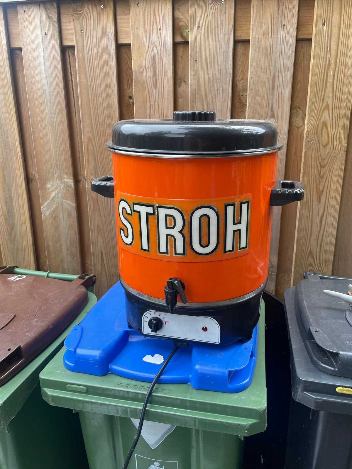 Stroh Rum Warmhoudpan - Ideaal voor Glühwein of Chocolademel, Ophalen of Verzenden, Gebruikt