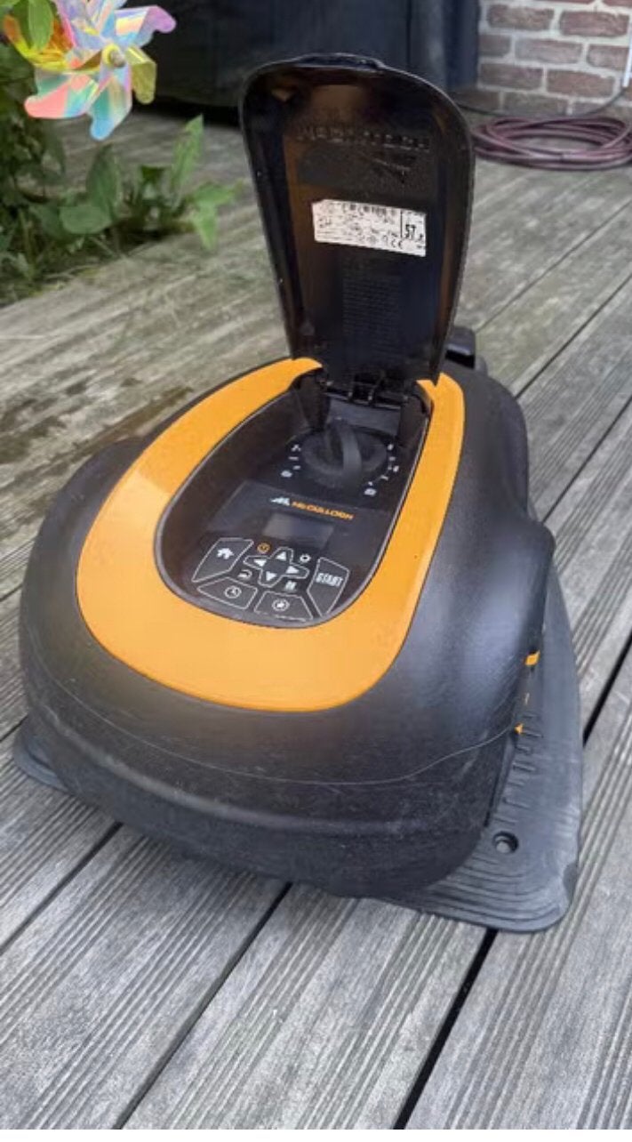 McCulloch (Husqvarna) S600 robotmaaier met toebehoren., Ophalen of Verzenden, Bestuurbaar via app