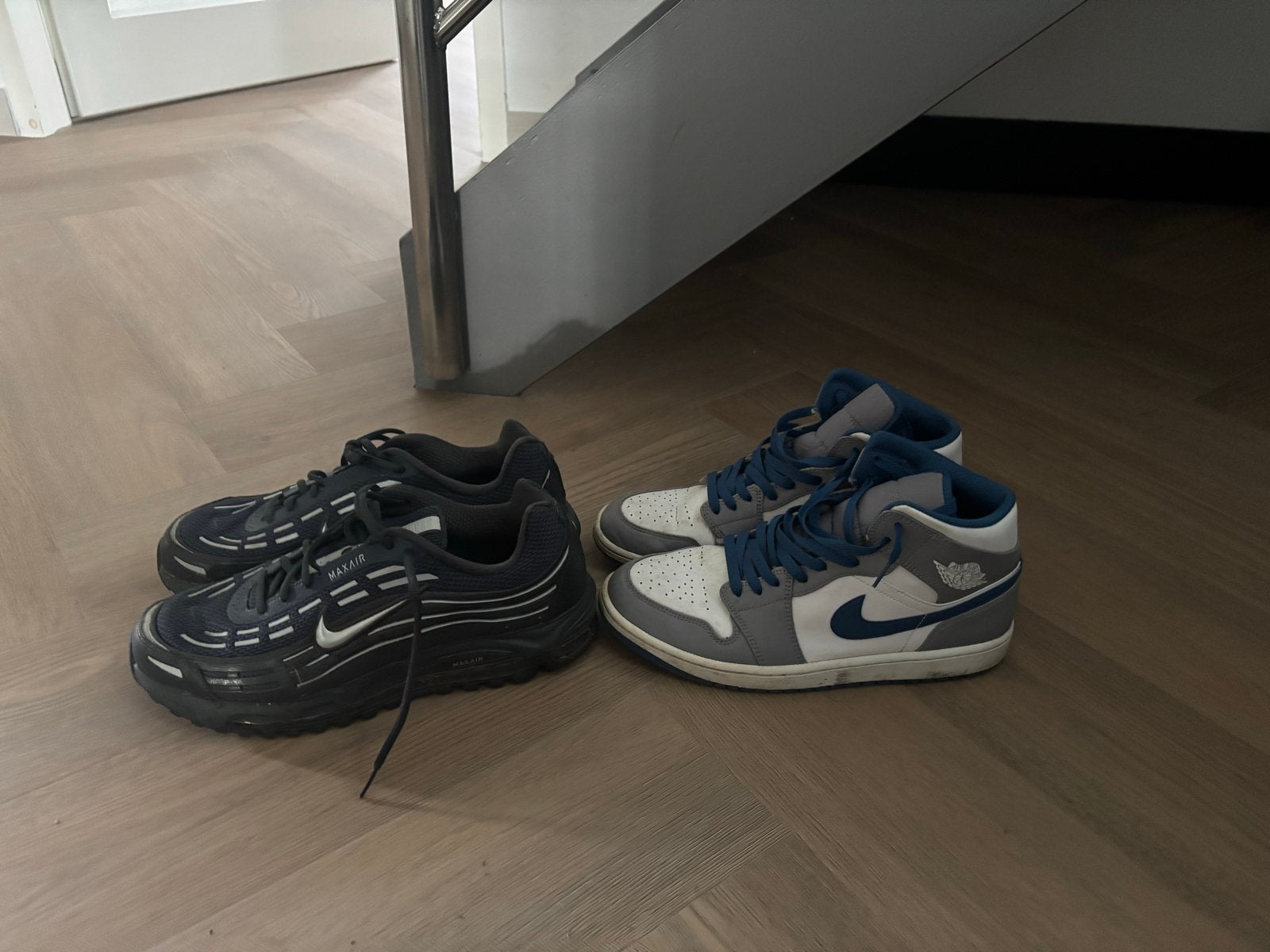 Nike Air Max (46) & Jordan (45) Sneakers (€60 beide), Ophalen of Verzenden, Gedragen, Overige kleuren, Sneakers of Gympen