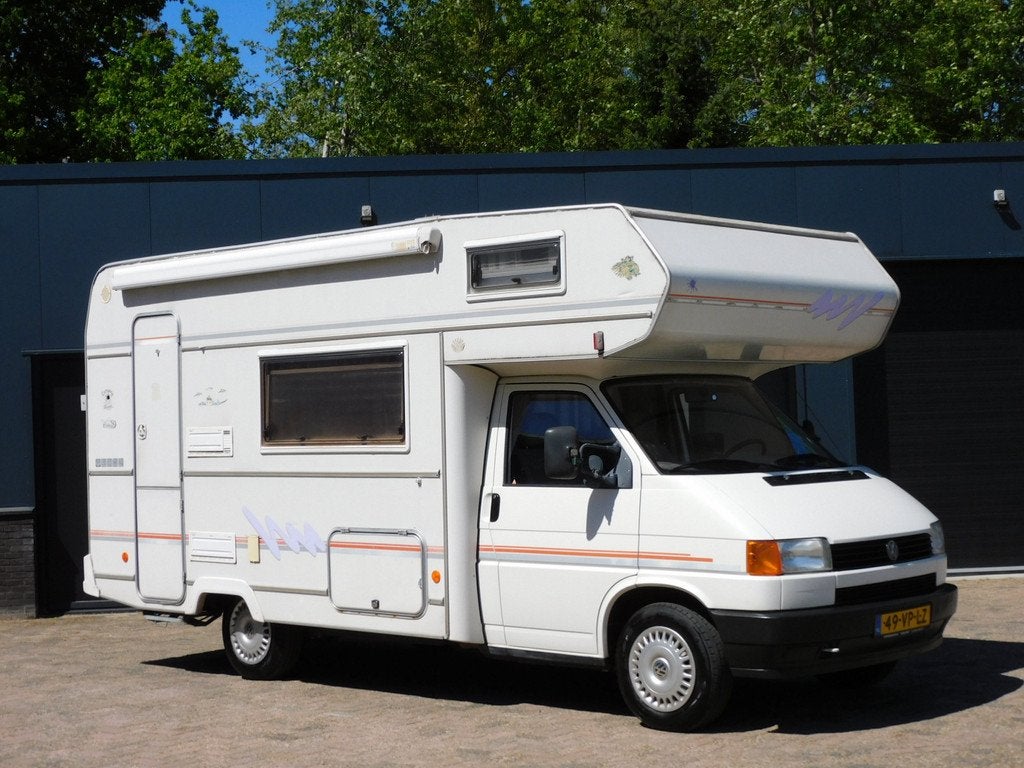 Volkswagen 2.4 ORIGINELE KM'S! NETTE CAMPER! STERKE 5CIL MOT, Caravans en Kamperen, Campers, Fens Occasion Center Dongen, Koelkast