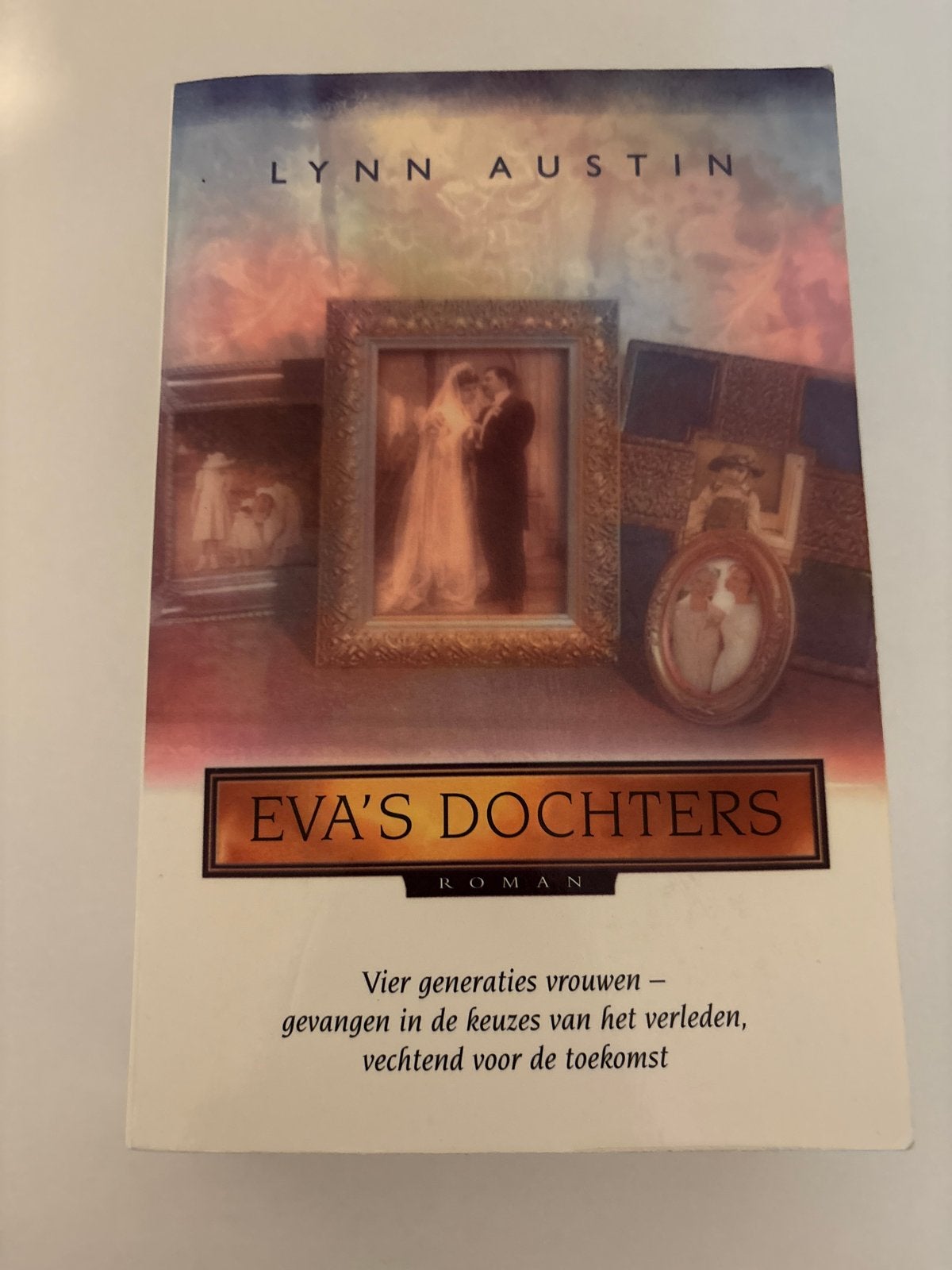 Eva's Dochters - Lynn Austin (Roman), Verzenden, Gelezen, Nederland